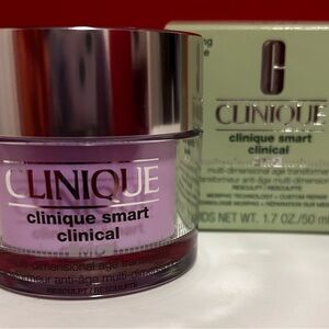 Clinique Smart Clinical Multi-Dimensional Age Transformer